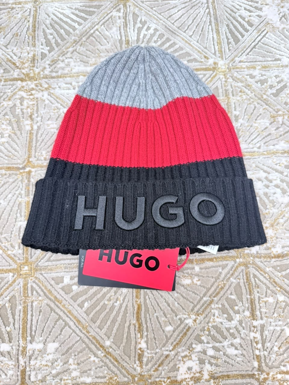Шапка для мальчика Hugo