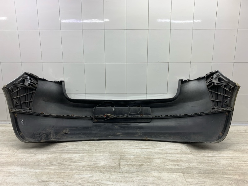 Бампер задний VOLKSWAGEN GOLF BCA 2004