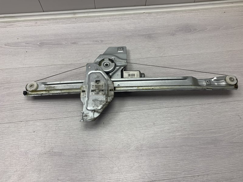 Стеклоподъемник электрический передний правый