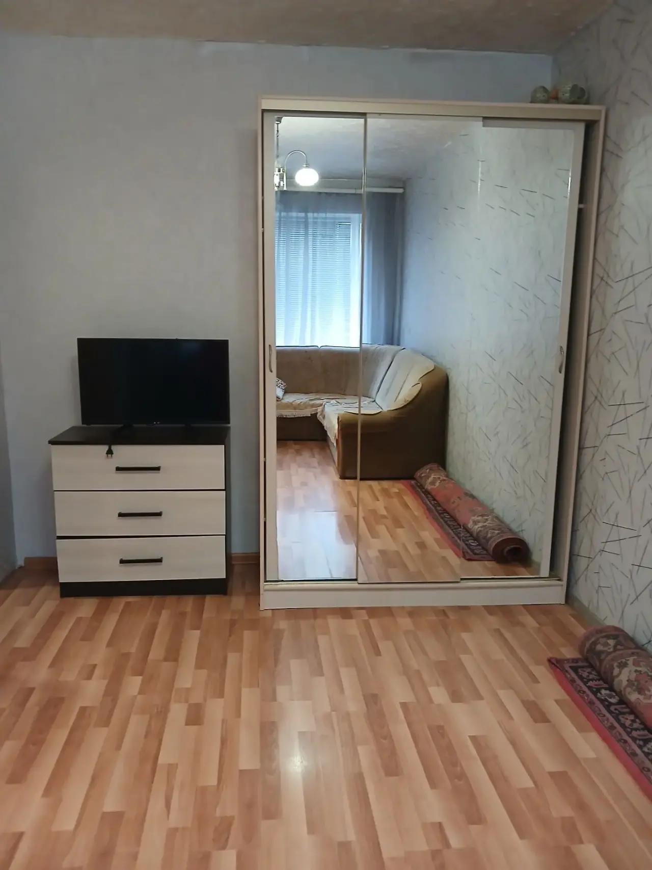 Сдам 1 ком кВ 30 м2
