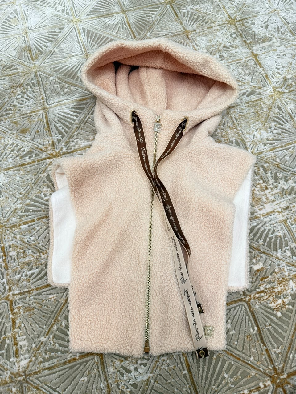 Капор женский