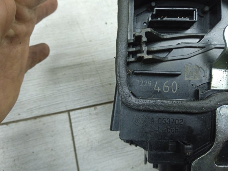 Замок двери задний правый BMW X5 КРОССОВЕР N57D30A