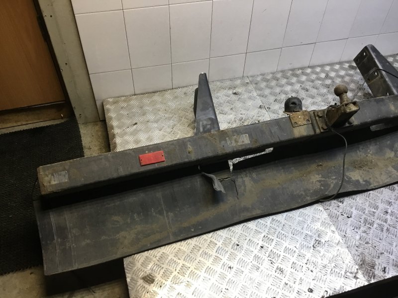Противоподкатный брус Renault Midlum DXI 5 5.8