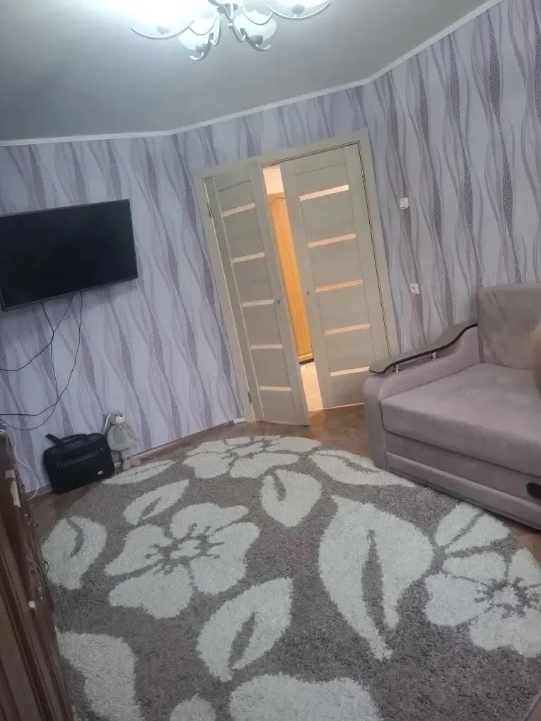 Продам 3 комнатную квартиру