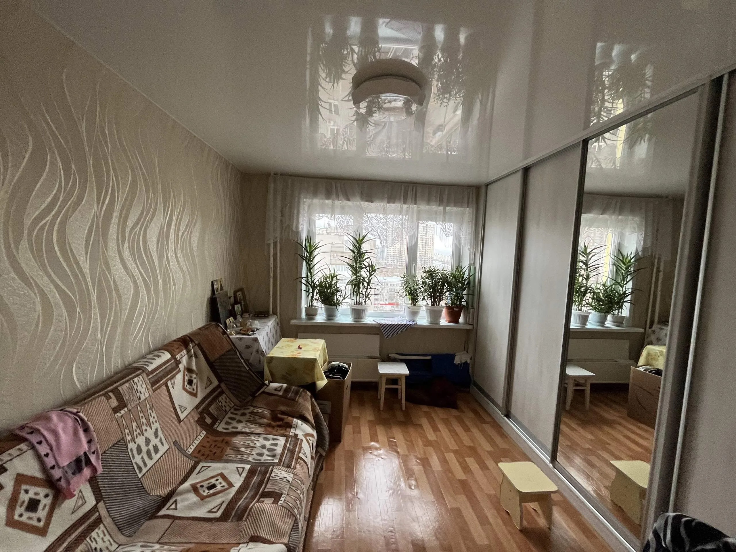 Продам 2 ком кВ 42 м2