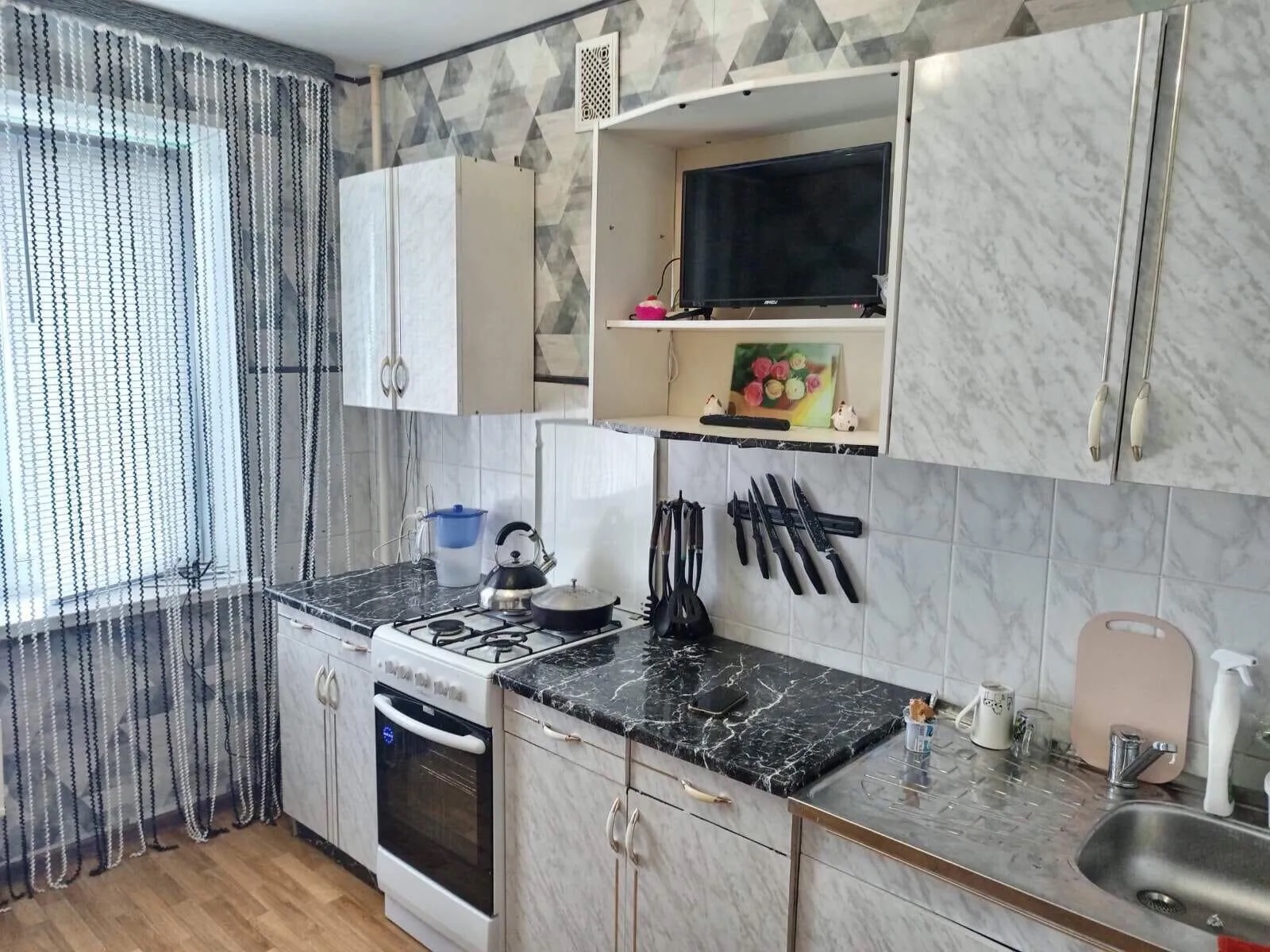 Продам 2 комика 47 м 2