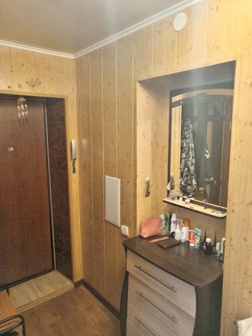 Продам 2 ком кВ 42 м2