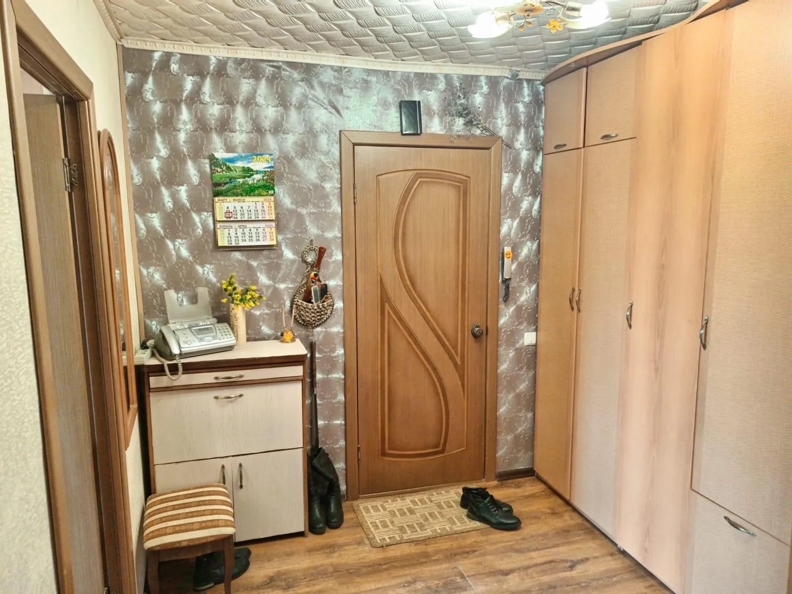 Продам 2 ком кВ 42 м2