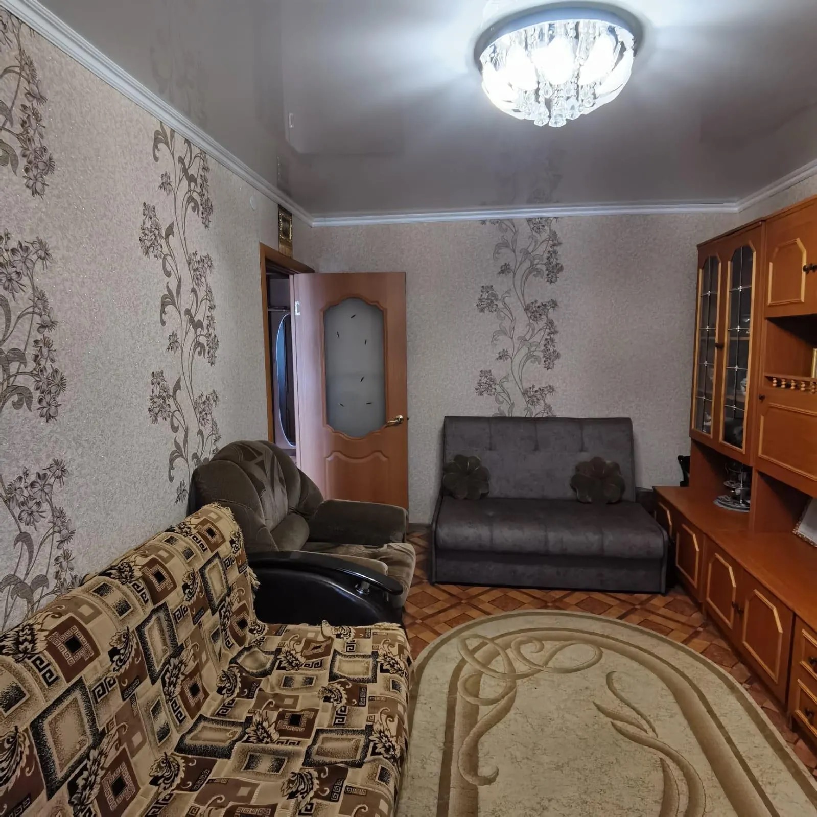 Продам 2 ком кВ 42м2