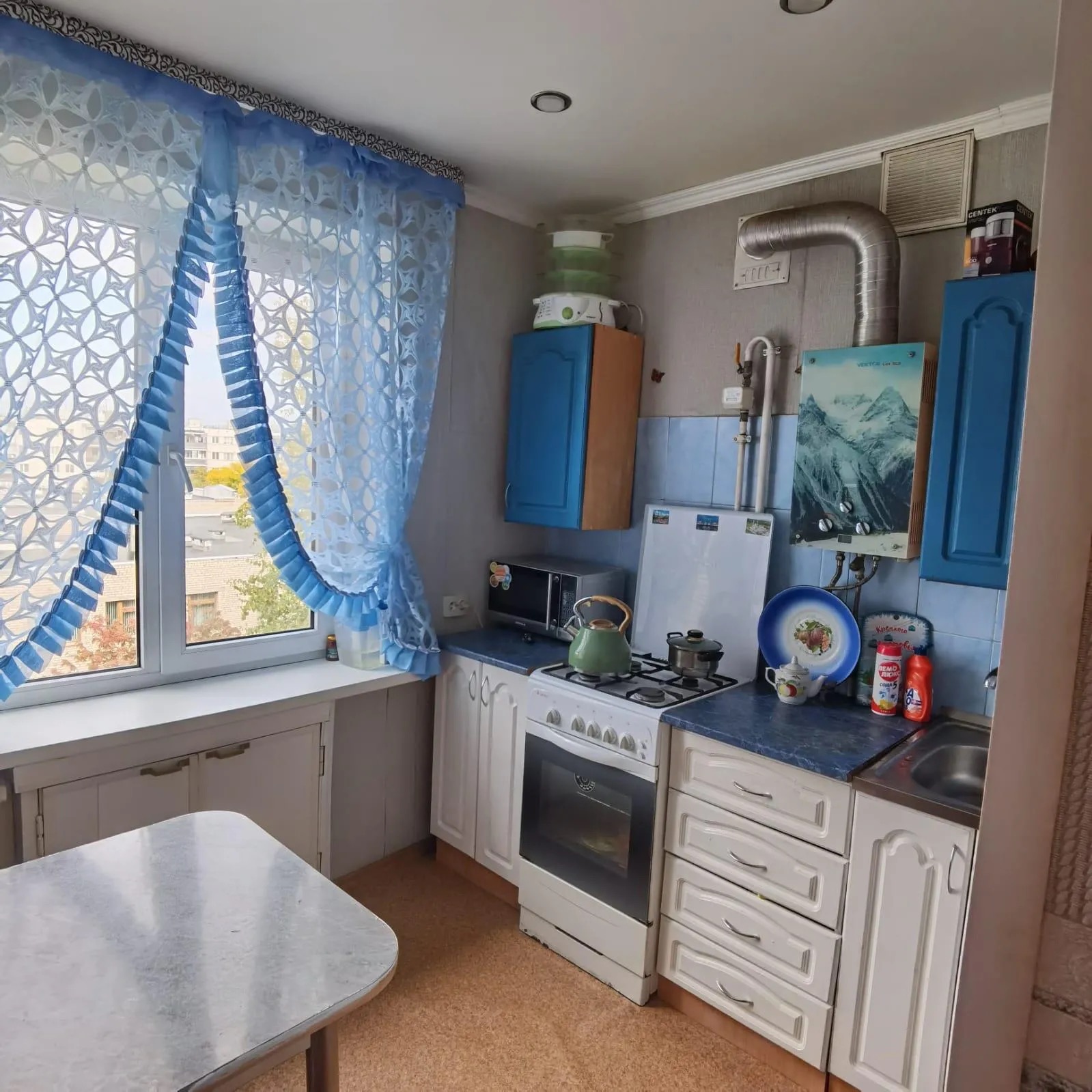 Продам 2 ком кВ 42м2
