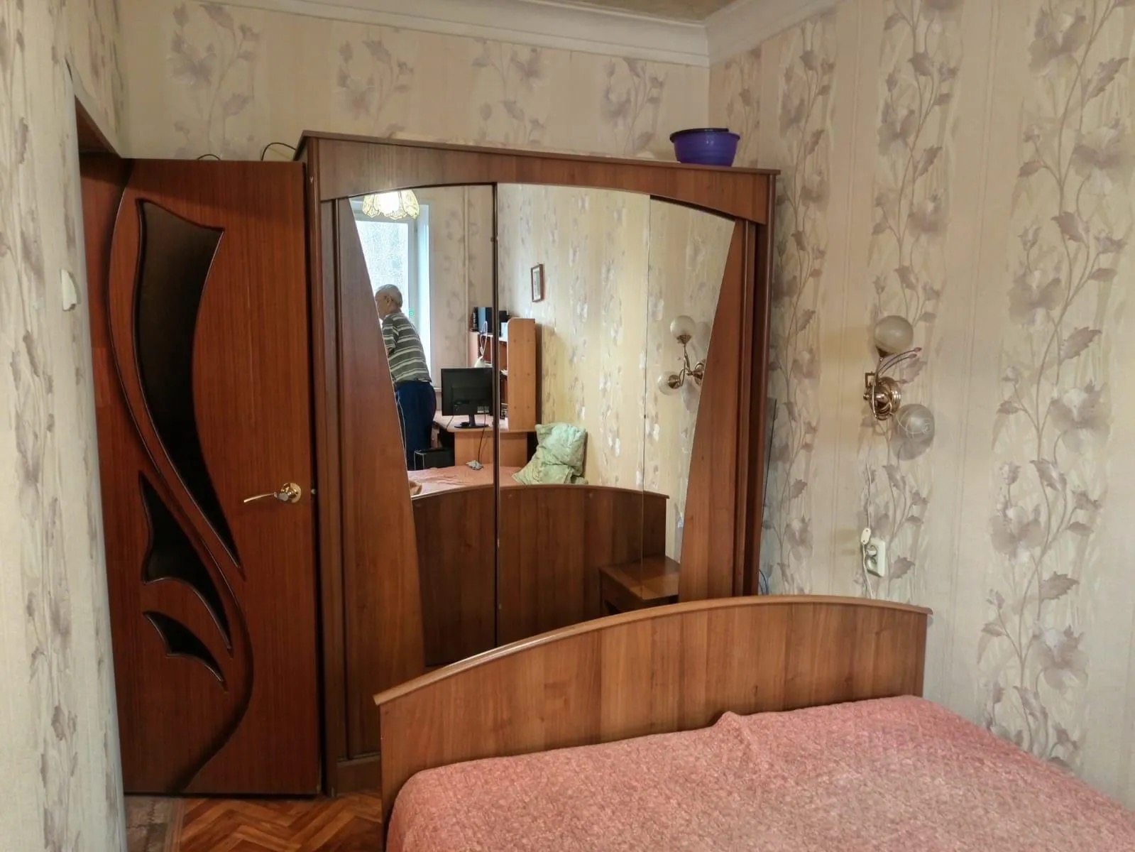 Продам 2 ком кВ 42 м2