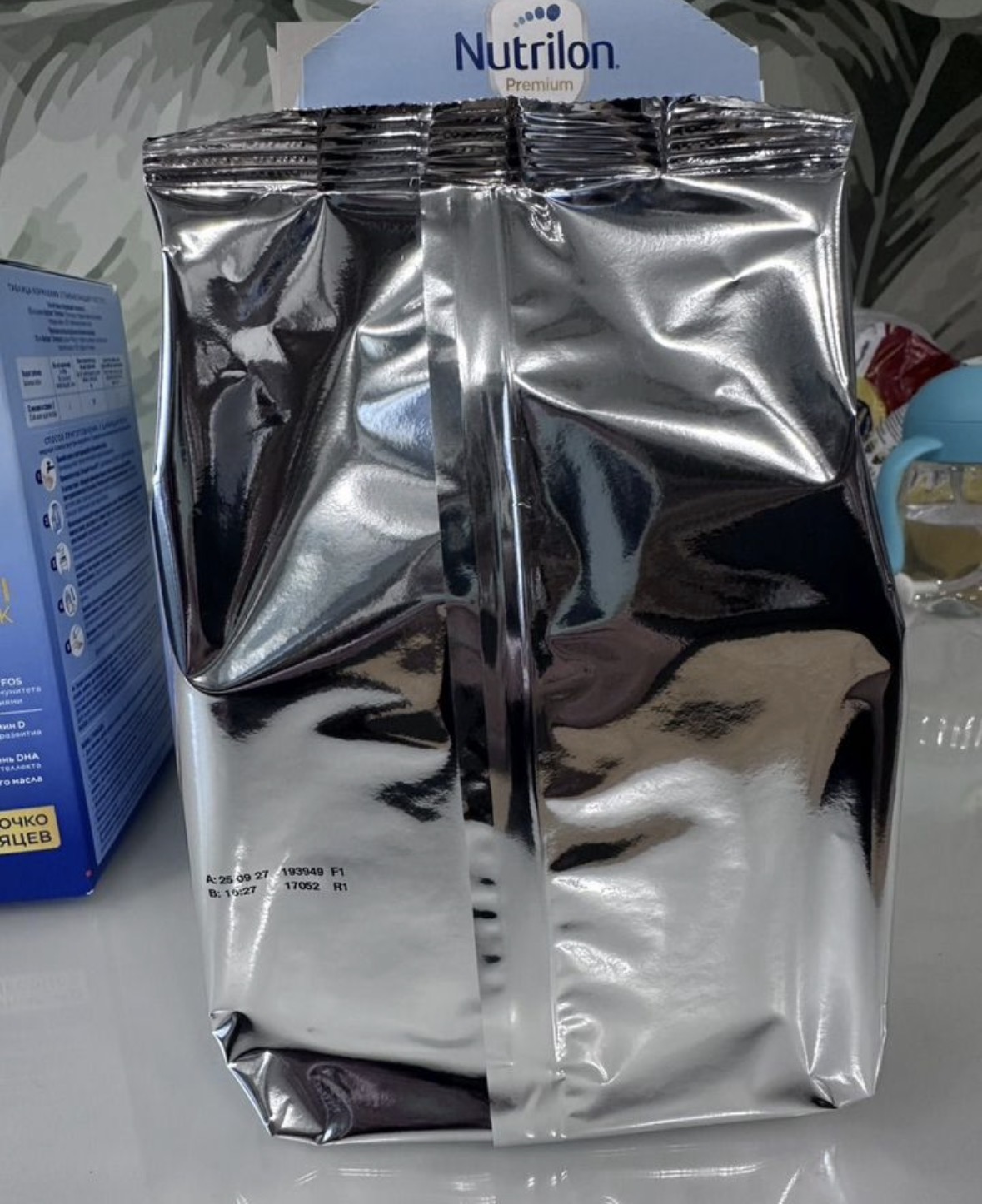Смесь Nutrilon premium 3