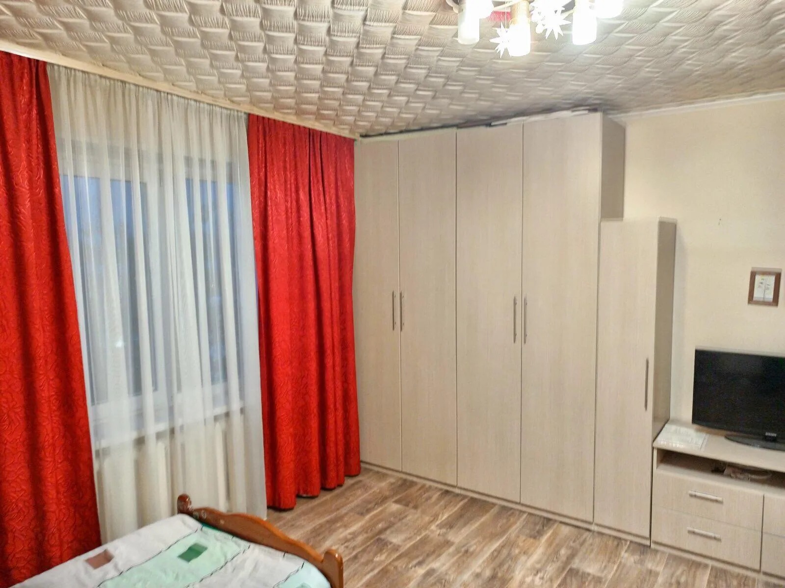 Продам 1 ком кВ 30 м2