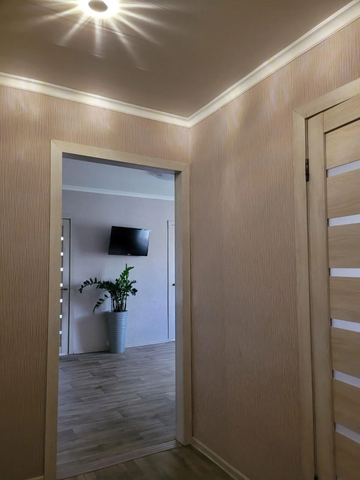 Продам 2 ком кВ 42м2