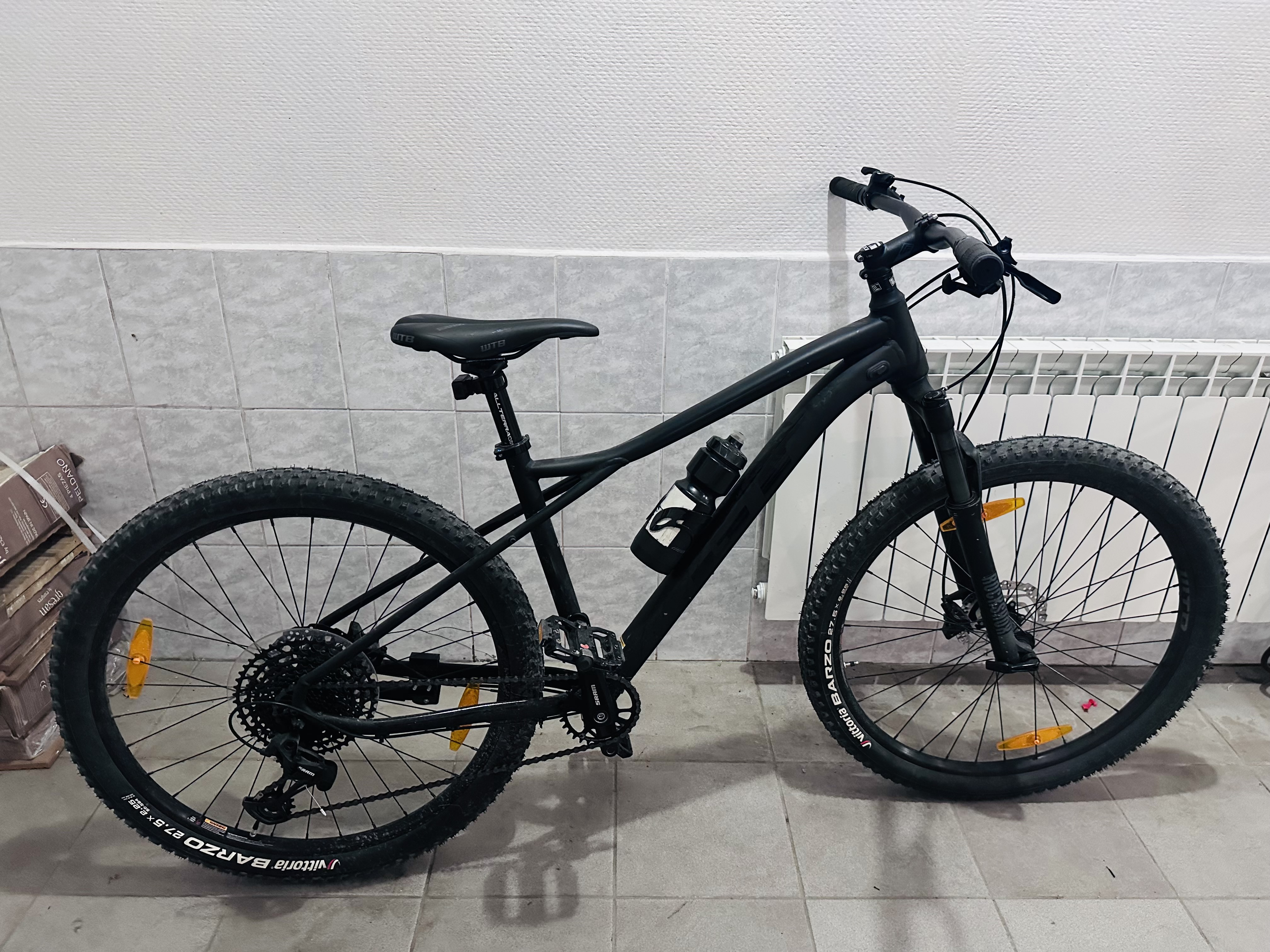 Велосипед GT Avalanche Elite