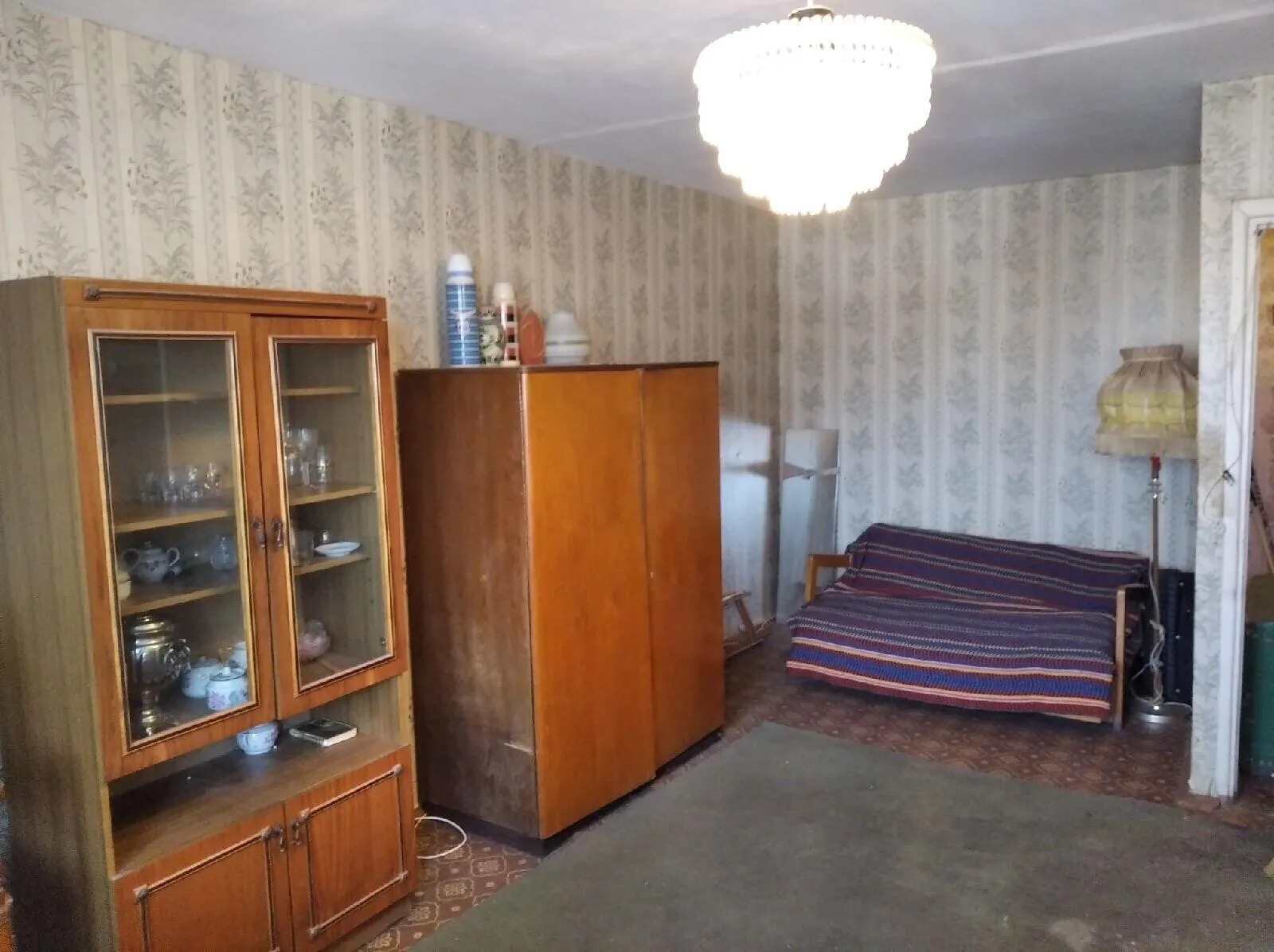 Продам 1 ком кВ 30 м2