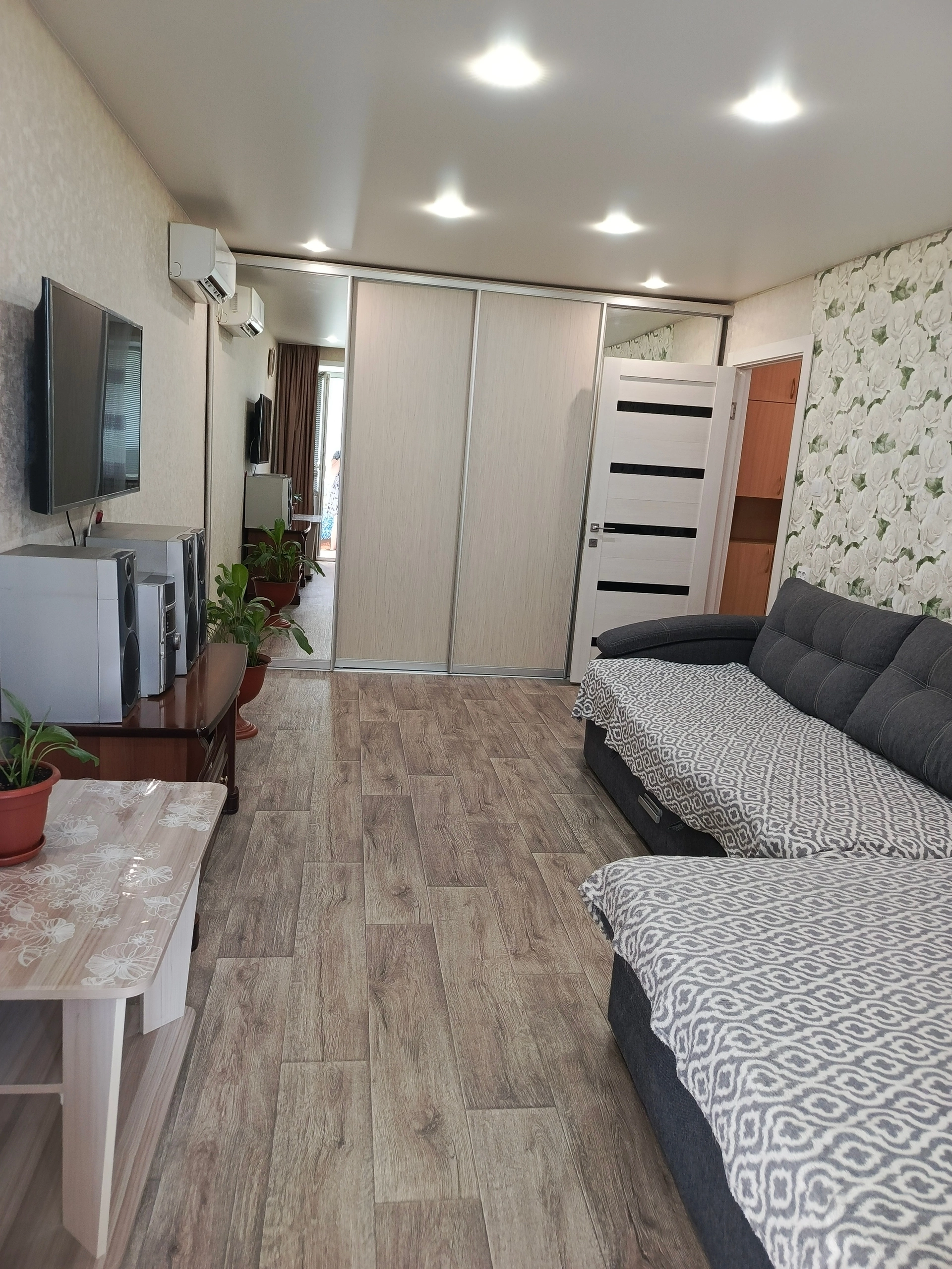 Продам 1 ком кВ 30 м2