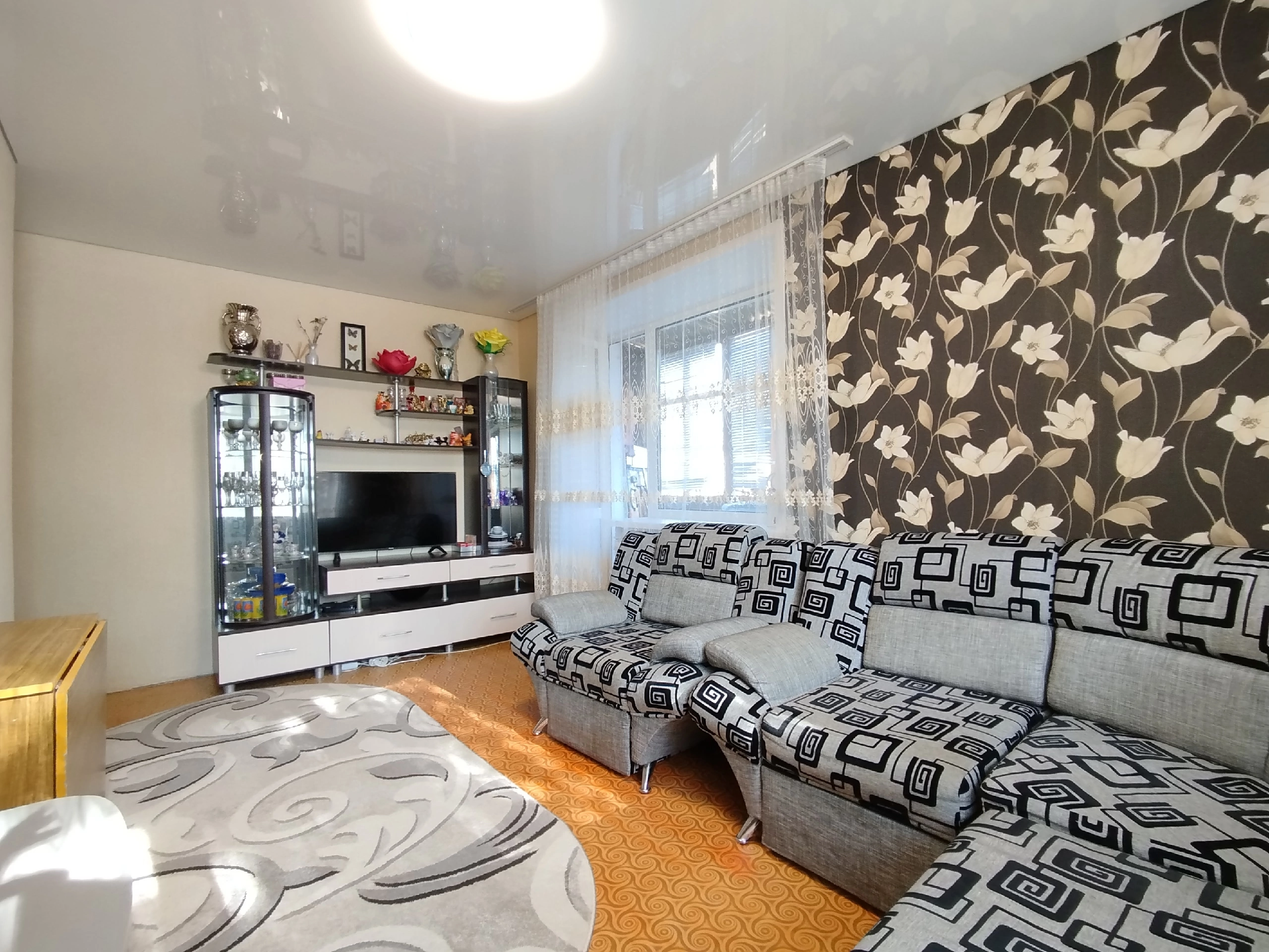 Продам 1 ком кВ 33м2