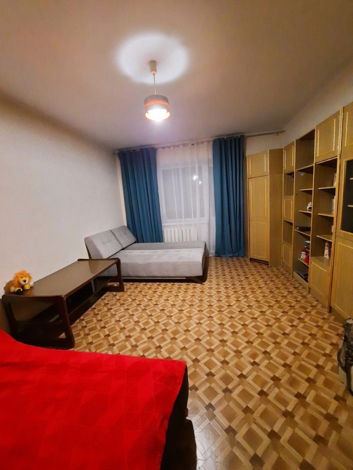 Продам 2 ком кВ 42м2