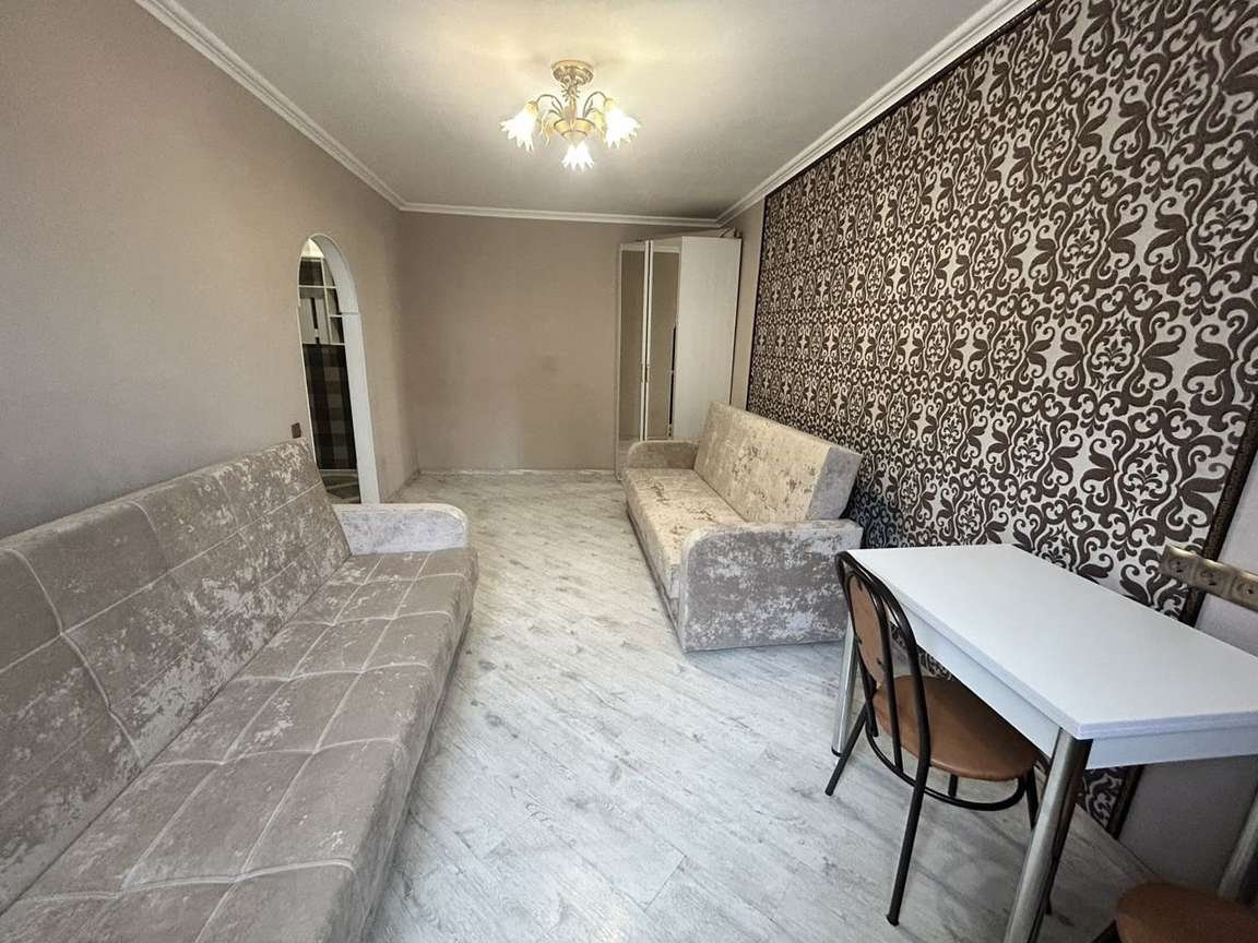 Продам 2 ком кВ 43м2