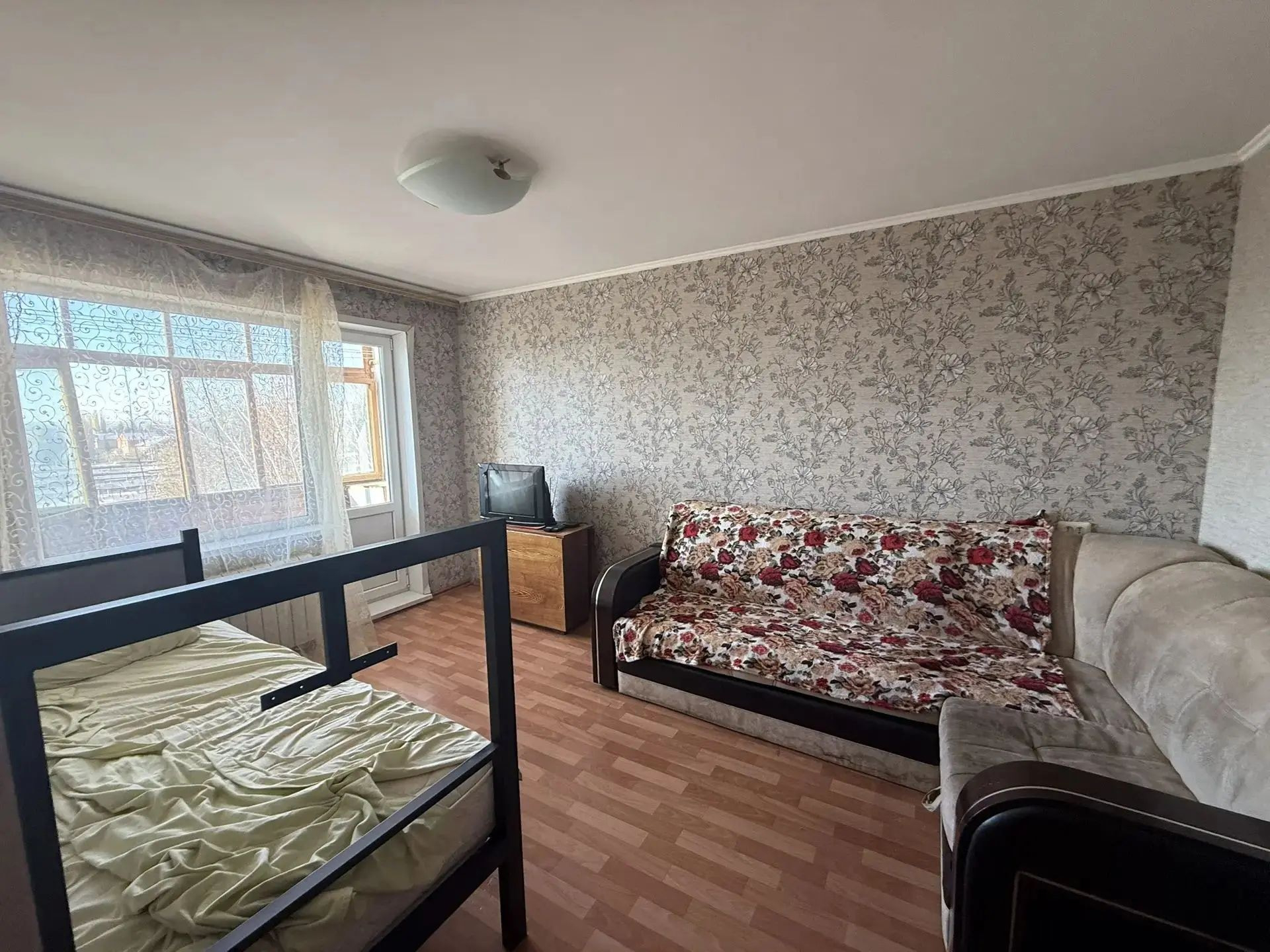 Продам 1 ком кВ 32 м2