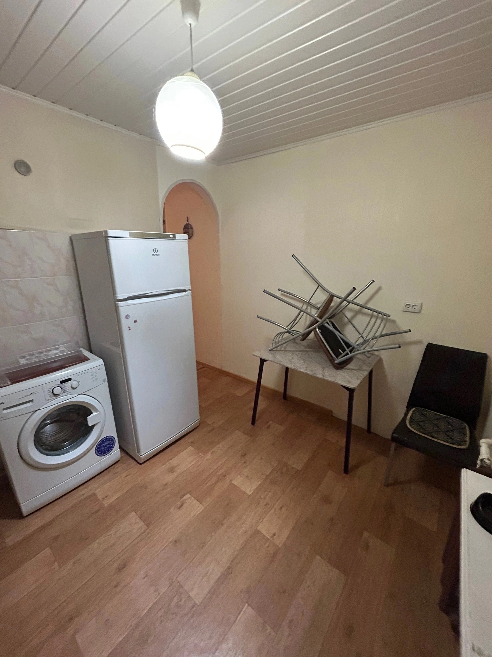 Продам 2 ком кВ 43м2