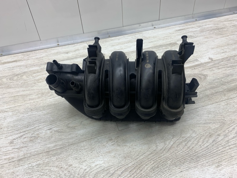 Коллектор впускной VOLKSWAGEN GOLF BCA 2004