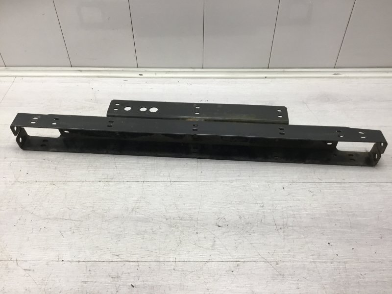 Кронштейн проводки Renault Midlum DXI 5 5.8 2011