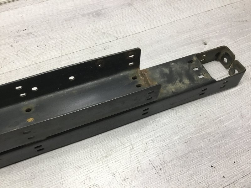 Кронштейн проводки Renault Midlum DXI 5 5.8 2011